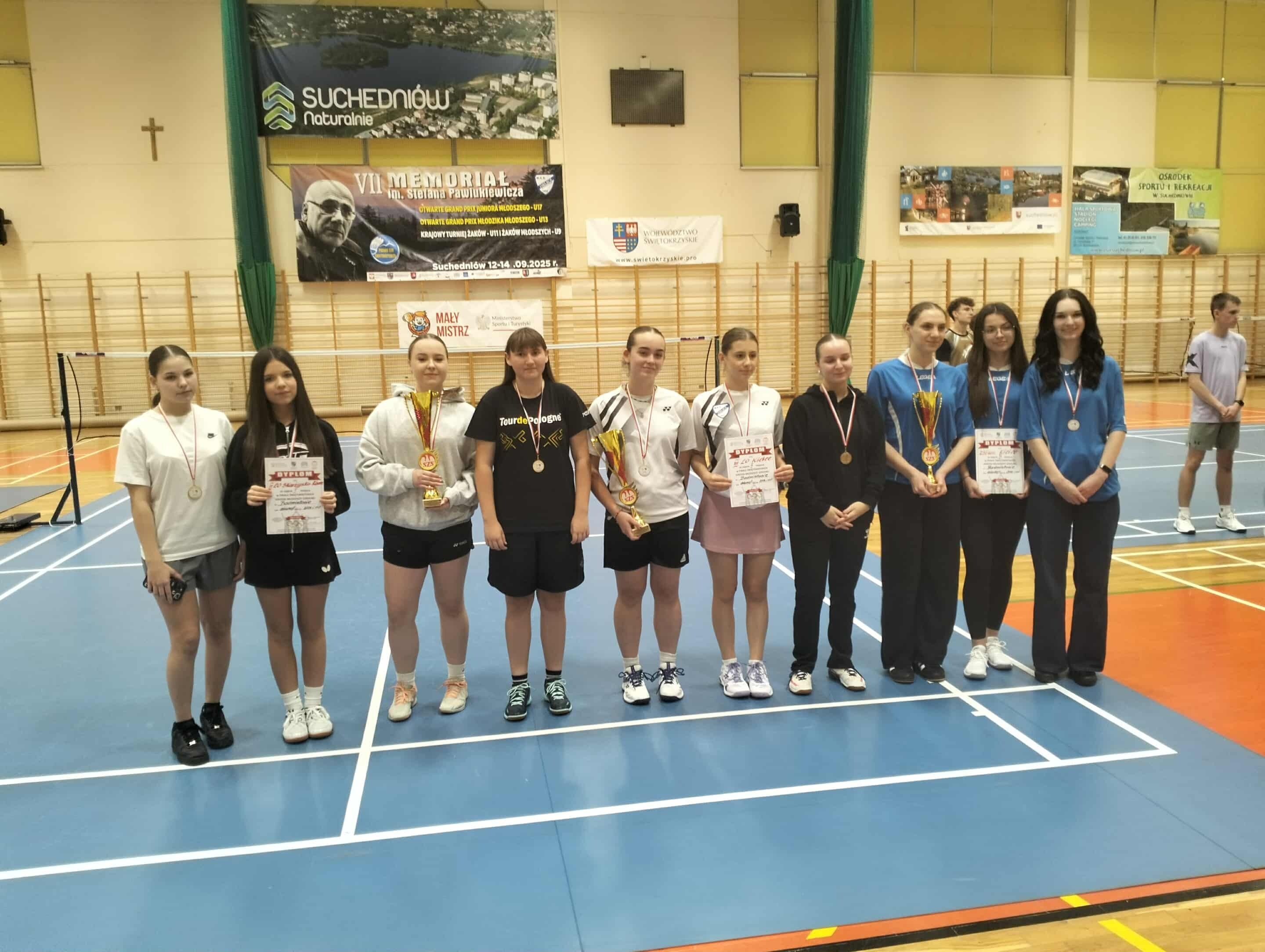 Dziewczęta II LO mistrzyniami województwa w badmintonie