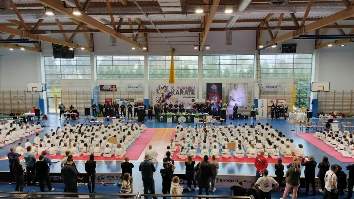 06