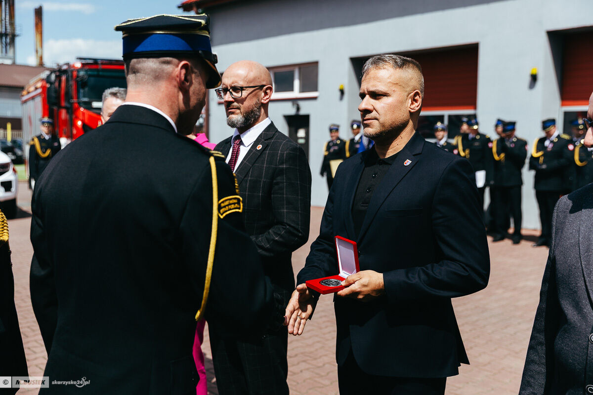 dzienstrazaka 121