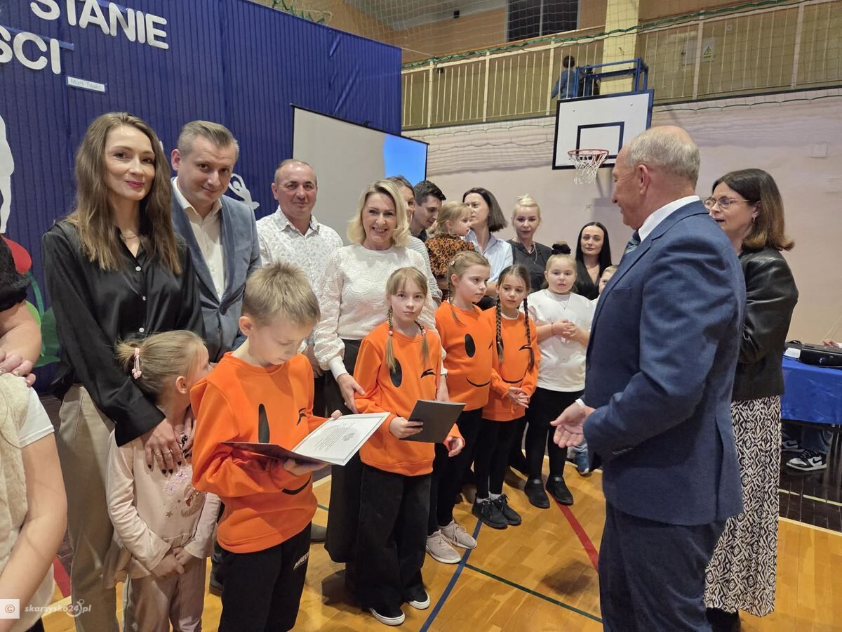 52