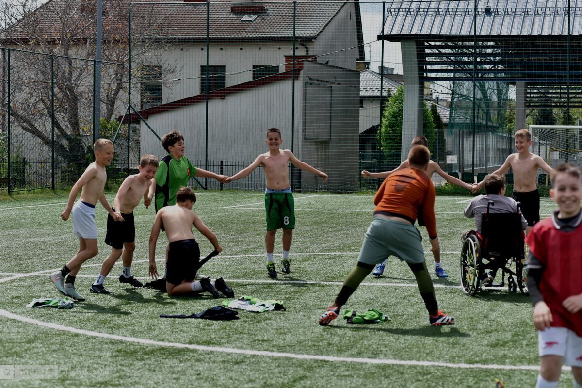 87