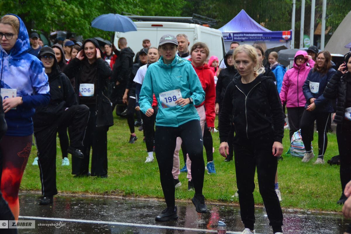 32