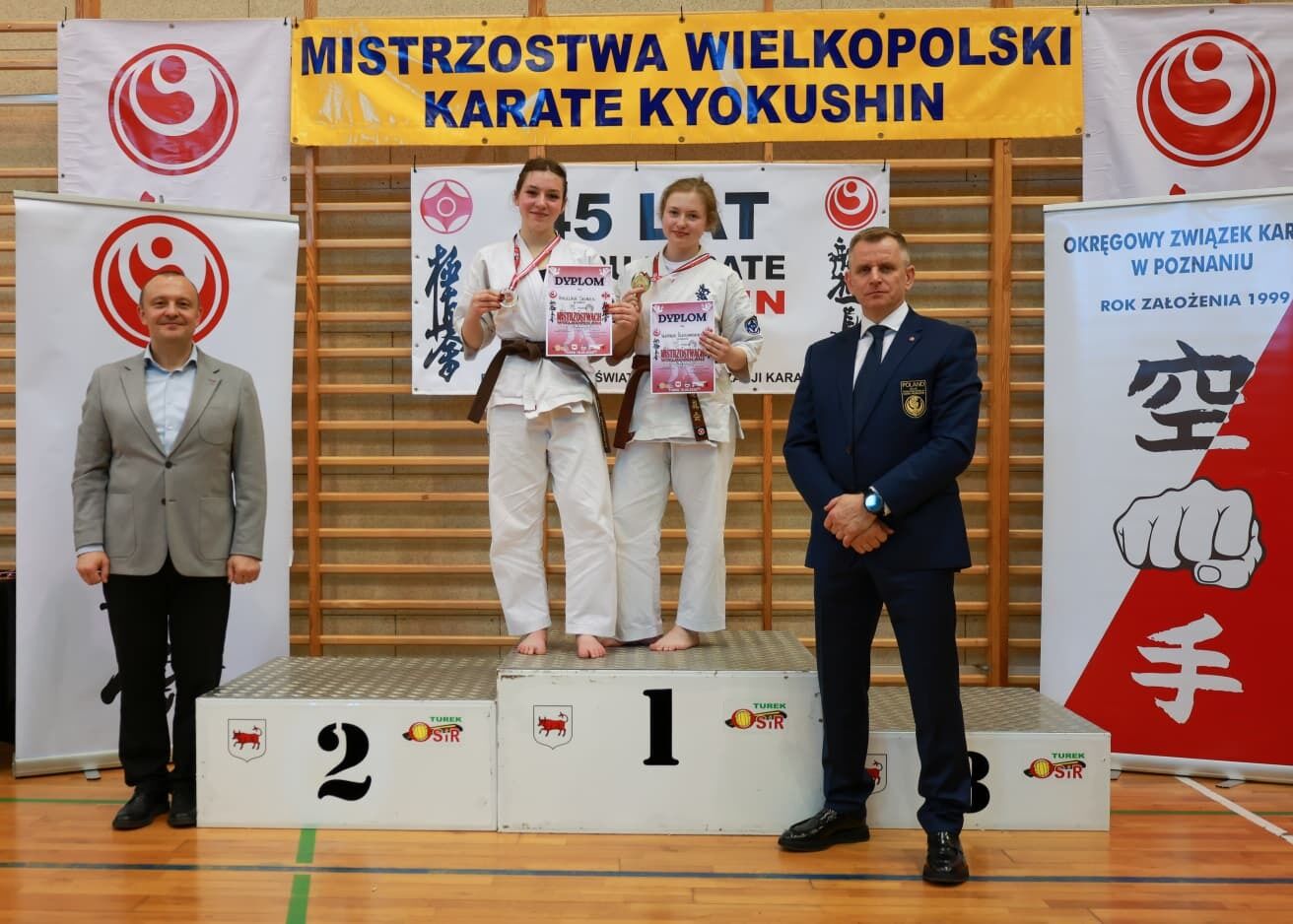 PHOTO 2026 04 18 16 03 53