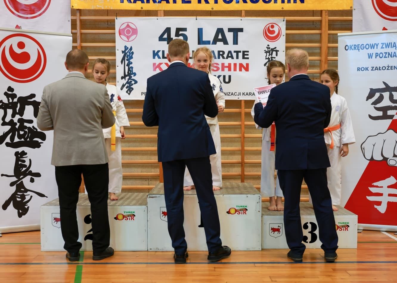 PHOTO 2026 04 18 16 04 52