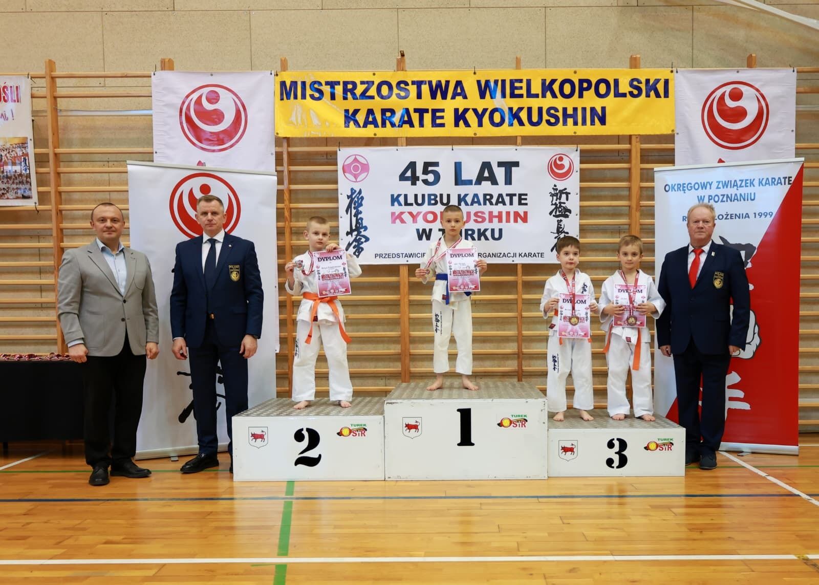 PHOTO 2026 04 18 16 06 18 1